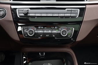 2019款宝马X1 2.0T自动xDrive20Li尊享型