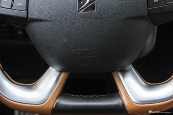 DS 6 2014款 1.6T 尊享版THP200