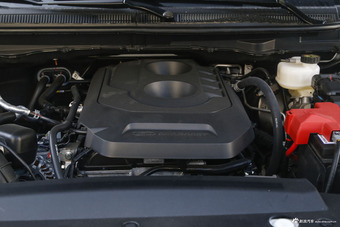 2016款撼路者2.0T自动四驱旗舰版汽油