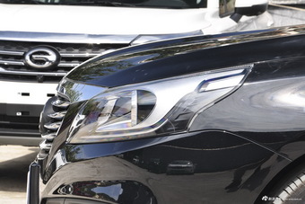 2017款传祺GA8 1.8T 280T自动尊享版