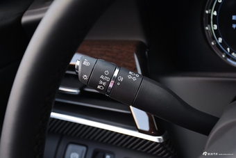 2017款CT6 2.0T自动28T铂金版