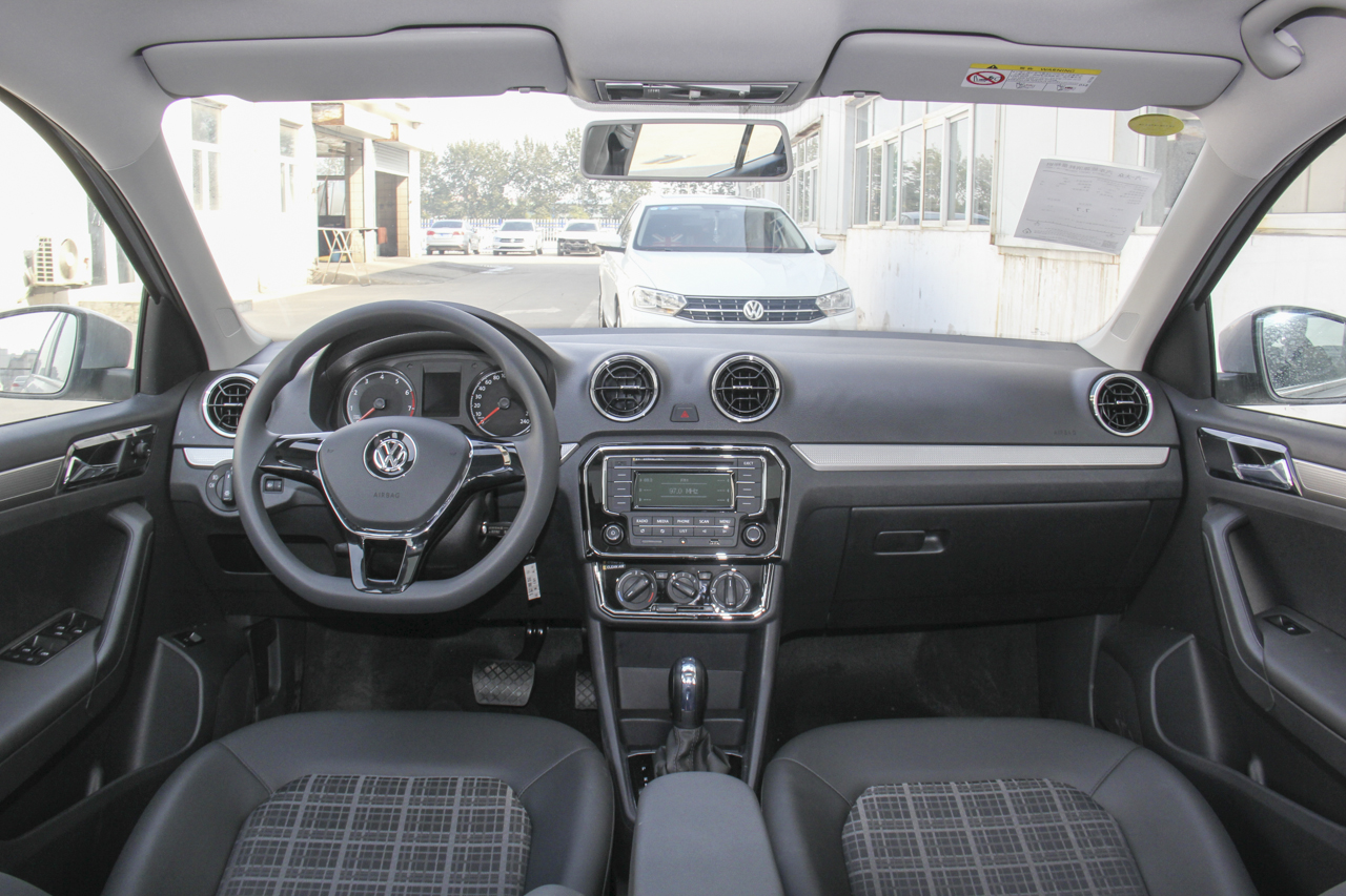 2017款捷达1.5L自动豪华型