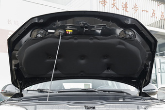 2015款哈弗H6运动版1.5T手动改款两驱精英型