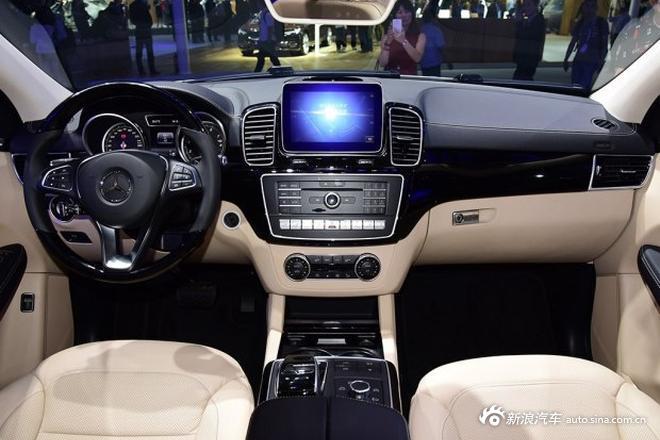 奔驰(进口) 奔驰GLE 2017款 GLE 500 4MATIC 轿跑SUV