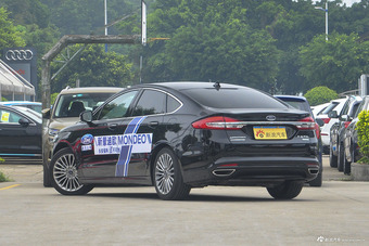 2017款蒙迪欧2.0L自动 HEV 智尊旗舰型