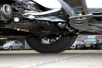 2017款海马福美来1.6L自动豪华型