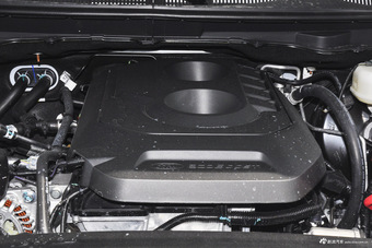 2016款撼路者2.0T自动四驱菁英版汽油