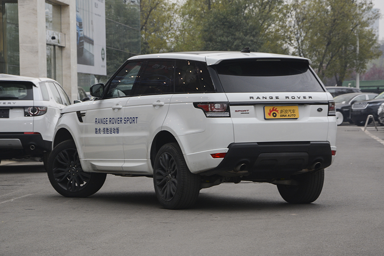 2017款揽胜运动版3.0自动V6 SC HSE Dynamic