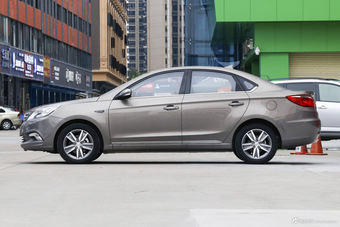 2015款逸动1.6L自动豪华型