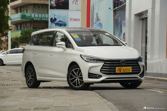 2018款比亚迪宋MAX 1.5T自动智联精英型6座