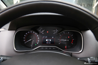 2017款雪铁龙C6 1.8T自动豪华型