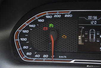 2017款瑞虎3X 1.5L手动都市领先版