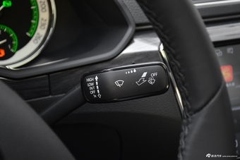 2018款速派1.8T自动TSI330 DSG豪华版