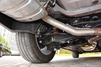 2017款传祺GS7 320T 2.0T两驱豪华智联型