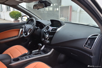 2017款海马S5强动力版1.5T自动旗舰型