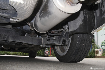 2018款北汽绅宝D50 1.5L CVT尊享智联版