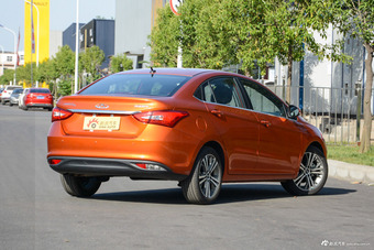 2017款艾瑞泽5 SPORT 1.5T自动尊贵版