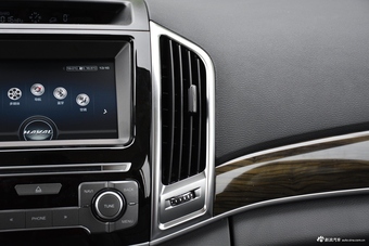 2017款哈弗H9 2.0T自动柴油舒适型5座