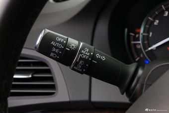 2017款讴歌MDX 3.0L自动尊驭版