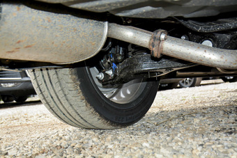 2016款众泰Z700 1.8T自动DCT尊贵型