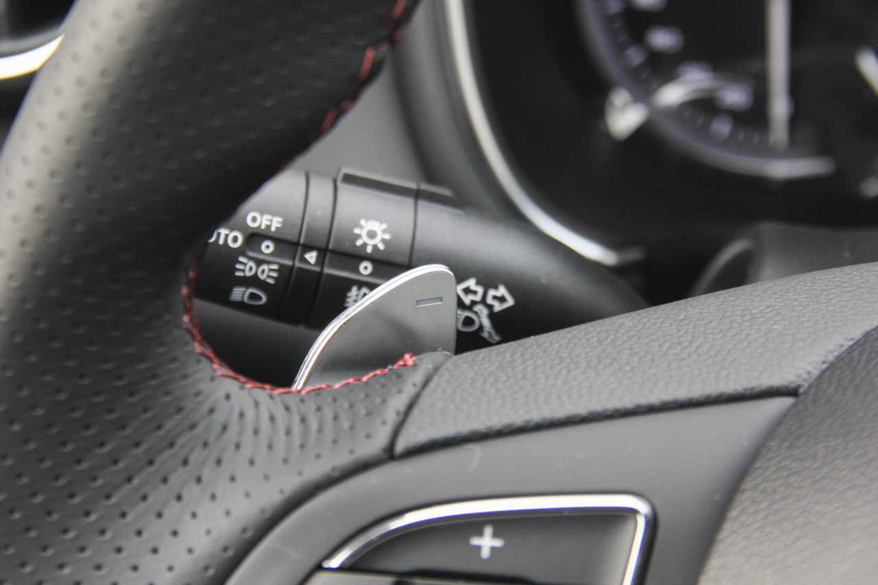 2018款名爵HS 1.5T自动两驱20T荷尔蒙劲情版 