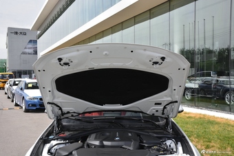 2018款宝马3系GT 2.0L自动330i xDrive M运动型