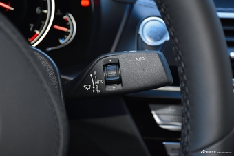 2019款宝马X4 2.0T自动xDrive25i M运动套装