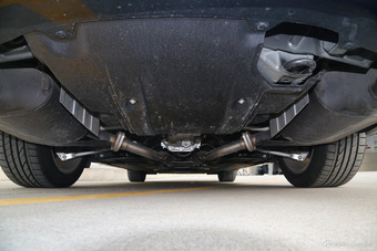 2017款英菲尼迪Q70L 2.5L自动豪华版