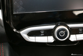 2017款中华V3 1.5L自动智能型