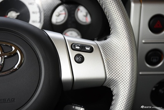 2017款丰田FJ酷路泽 4.0L