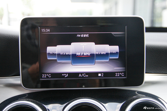  2018款奔驰C级C 200 2.0T自动运动版