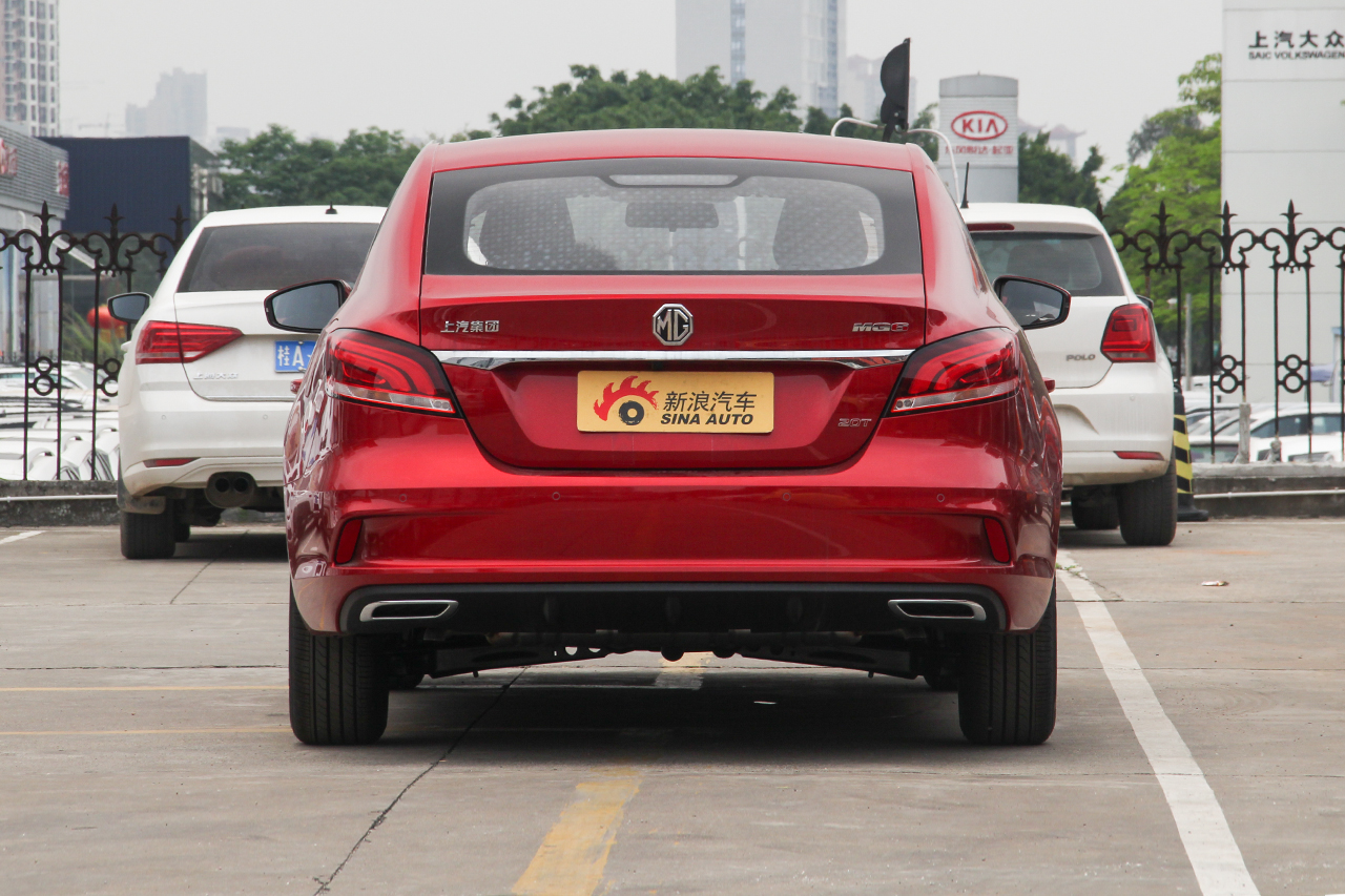 2018款名爵6 1.5T手动20T精英智联版