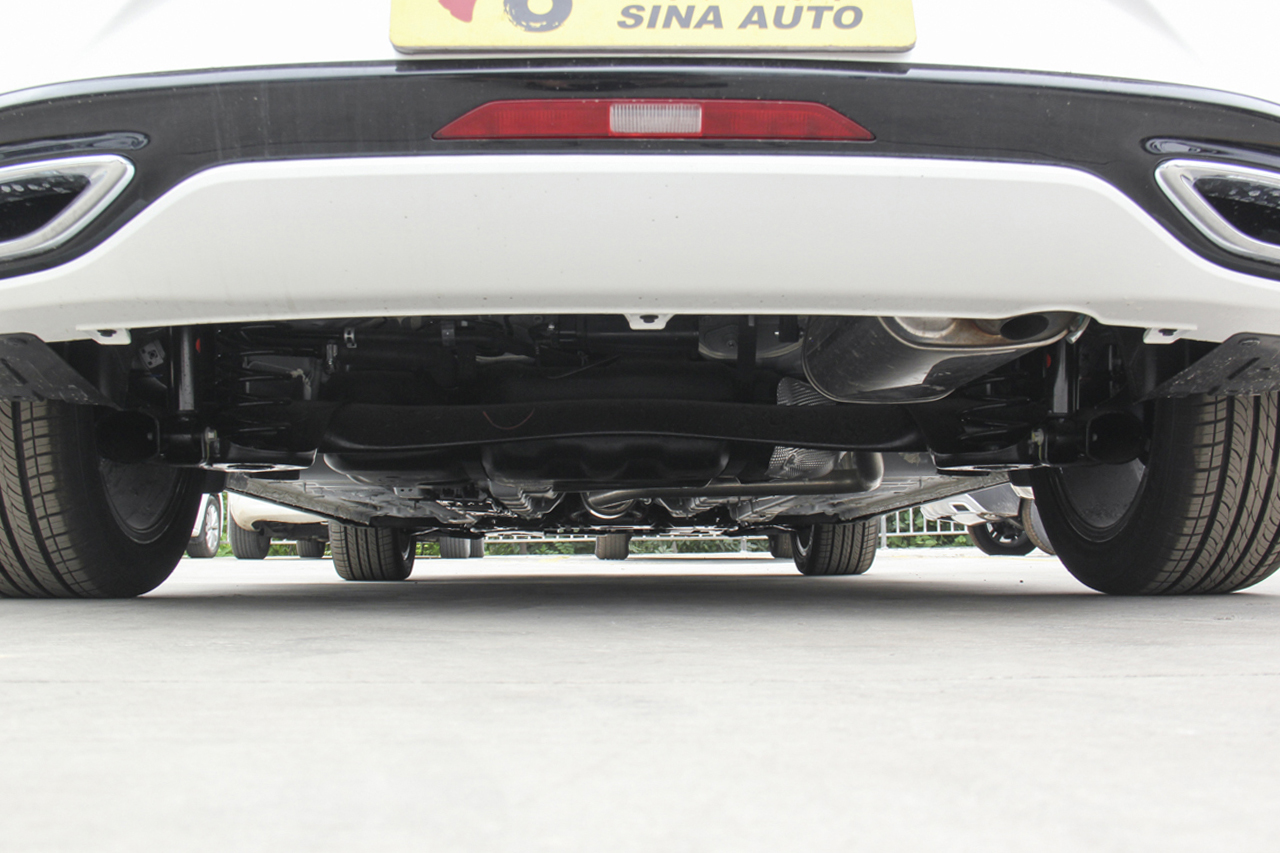 2018款逸动XT 1.6L自动领潮型GDI