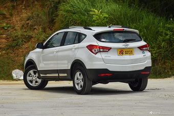 2015款海马S5 1.6L手动豪华型天窗版