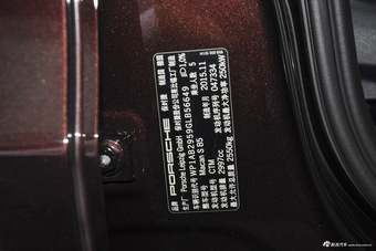 2016款保时捷Macan S 3.0T自动