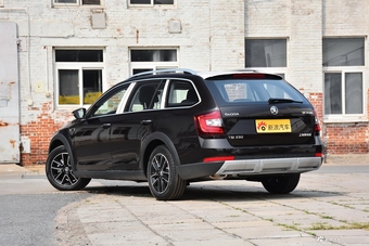 2018款明锐旅行版1.2T TSI230 DSG豪华版