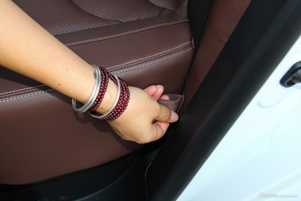 2017款宝骏560 1.5T DCT尊享型