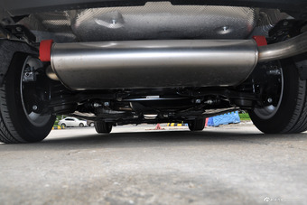 2017款福克斯三厢1.6L自动风尚型智行版