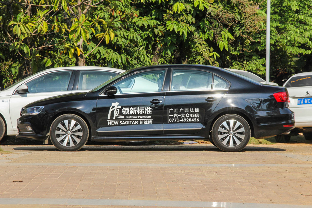 2015款 速腾 230TSI 自动豪华型