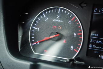 2016款 拓陆者 2.8T E3 柴油两驱舒适版BJ493ZLQ4