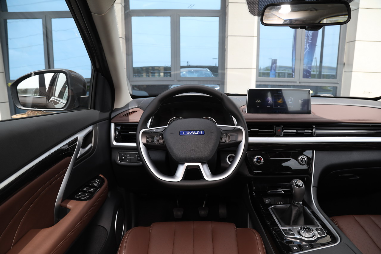 2018款君马SEEK 5 1.5T手动领智版