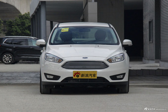 2017款福克斯三厢1.6L自动舒适型智行版