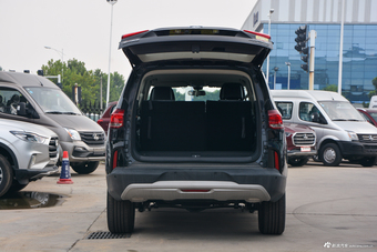 2017上汽大通D90 2.0T自动两驱水星