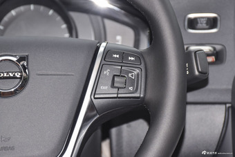 2018款沃尔沃S60L 2.0T自动T5智驭版 