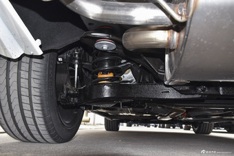 2018款沃尔沃S60L 2.0T自动T5智驭版 