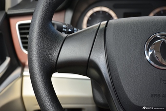 2018款菱智M5L 1.6L手动7座豪华型