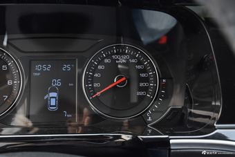 2017款众泰T600 Coupe 1.5T手动尊享型