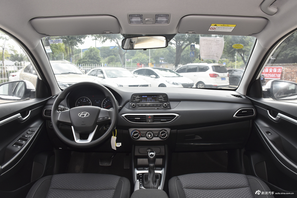 2018款逸行1.6L自动逸享版