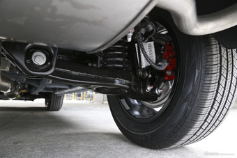 2016款众泰T600 2.0T自动尊享型运动版