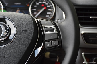 2017款景逸X6 乐享系列1.5T手动尊享型